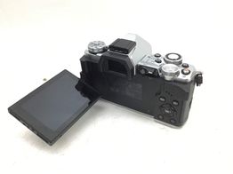 camara digital evil olympus om-d e-m5 mark ii