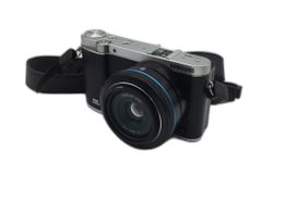 camara digital evil samsung nx1000