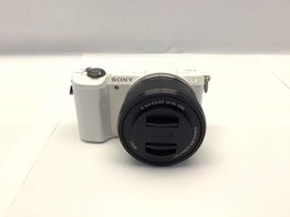 camara digital evil sony alpha 5000