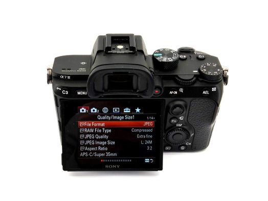 camara digital evil sony alpha 7 iii