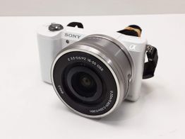 camara digital evil sony alpha a5000 (ilce-5000)