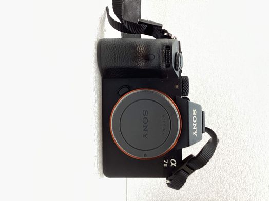 camara digital evil sony alpha a7 iii (ilce-7m3)