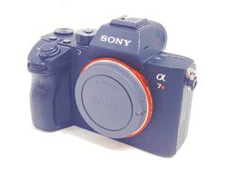 camara digital evil sony alpha a7r iii (ilce-7rm3)