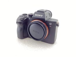 camara digital evil sony alpha a7r iii (ilce-7rm3)