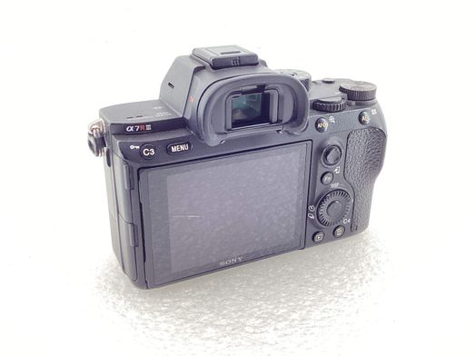 camara digital evil sony alpha a7r iii (ilce-7rm3)