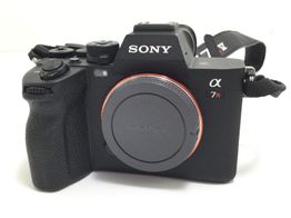 camara digital evil sony aslpha 7r v