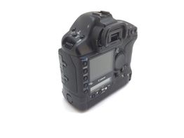 camara digital reflex canon eos-1 d mark ii n
