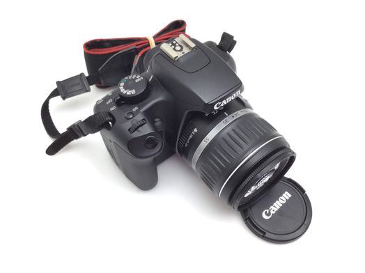 camara digital reflex canon eos 1000d+ef-s 18-55mm 1:3.5-5.6 is