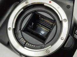 camara digital reflex canon eos 1100d