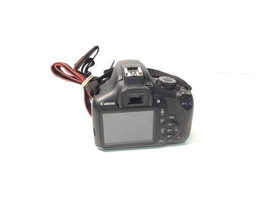 camara digital reflex canon eos 1300d+ef-s 18-55mm 1:3.5-5.6 iii
