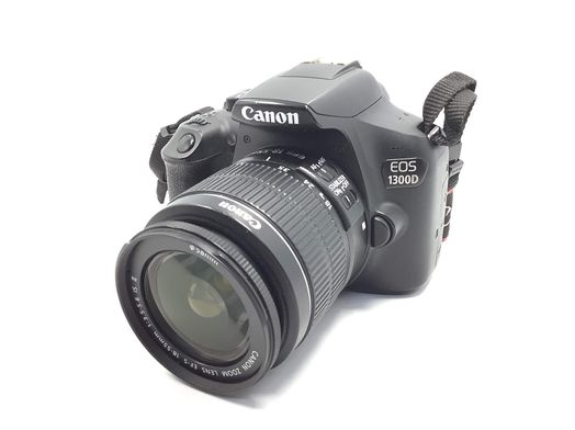 camara digital reflex canon eos 1300d+ef-s 18-55mm 1:3.5-5.6 iii