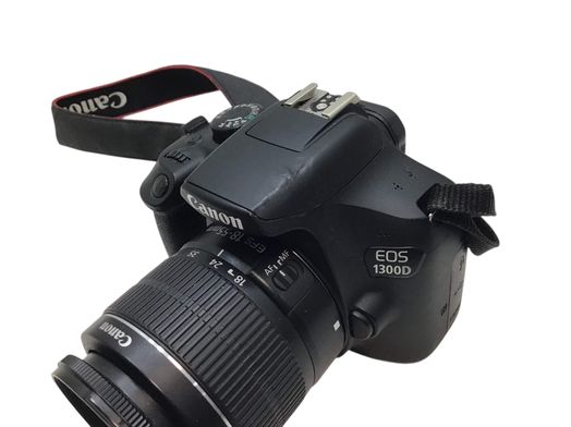 camara digital reflex canon eos 1300d+ef-s 18-55mm 1:3.5-5.6 iii