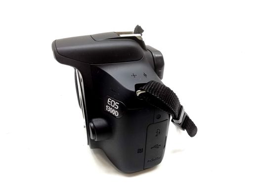 camara digital reflex canon eos 1300d+ef-s 18-55mm 1:3.5-5.6 iii