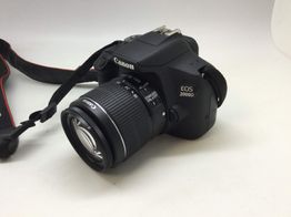camara digital reflex canon eos 2000d+ef-s 18-55mm dc iii