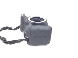 camara digital reflex canon eos 2000d