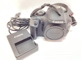 camara digital reflex canon eos 2000d