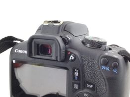 camara digital reflex canon eos 2000d