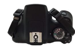 camara digital reflex canon eos 2000d