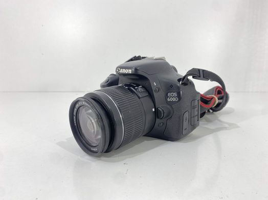 camara digital reflex canon eos 600d+ef-s 18-55mm 1:3.5-5.6 is ii