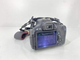 camara digital reflex canon eos 600d+ef-s 18-55mm 1:3.5-5.6 is ii