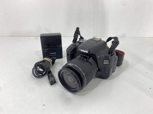 camara digital reflex canon eos 600d+ef-s 18-55mm 1:3.5-5.6 is ii