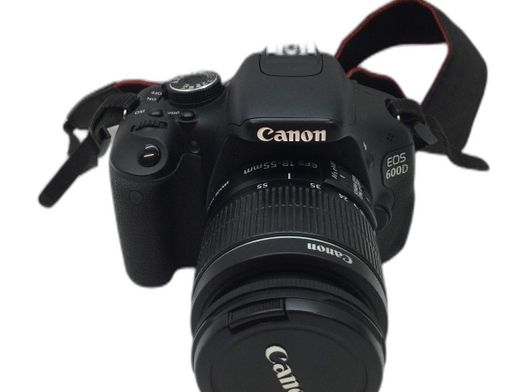camara digital reflex canon eos 600d+ef-s 18-55mm 1:3.5-5.6 is ii