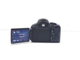 camara digital reflex canon eos 600d