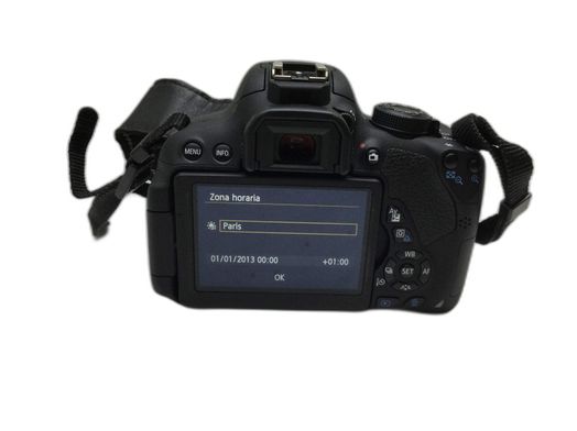 camara digital reflex canon eos 700d