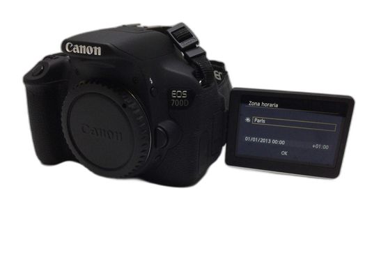 camara digital reflex canon eos 700d
