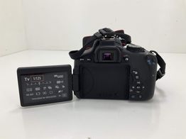 camara digital reflex canon eos 750d+ef-s 18-55mm 1:3.5-5.6 is stm