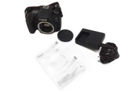 camara digital reflex canon eos 77d