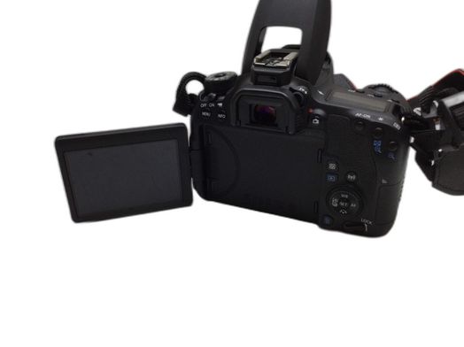 camara digital reflex canon eos 77d