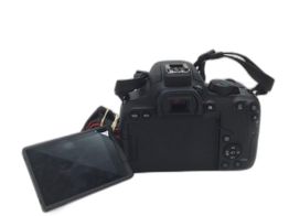 camara digital reflex canon eos 850d
