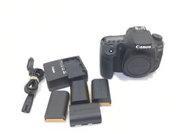 camara digital reflex canon eos 90d