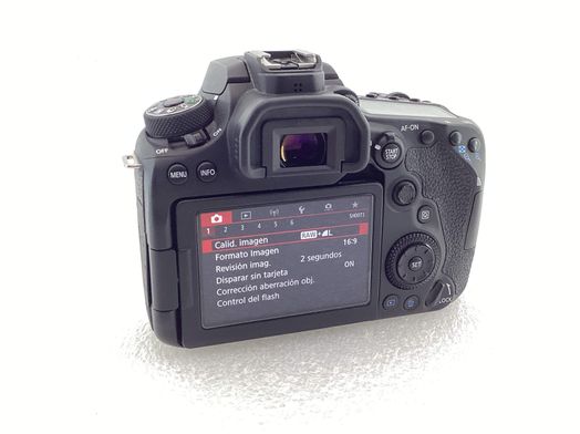 camara digital reflex canon eos 90d