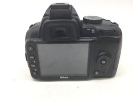 camara digital reflex nikon d3000+ed 18-55mm 1:3.5-5.6g ii af-s dx nikkor