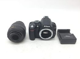 camara digital reflex nikon d3000+ed 18-55mm 1:3.5-5.6g ii af-s dx nikkor