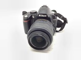 camara digital reflex nikon d3000-ed-18-55mm-13556g-ii-af-s-dx-nikkor