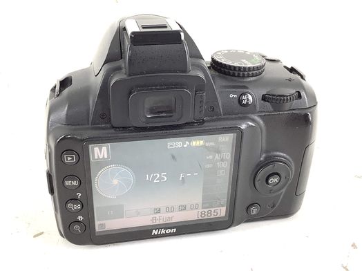 camara digital reflex nikon d3000