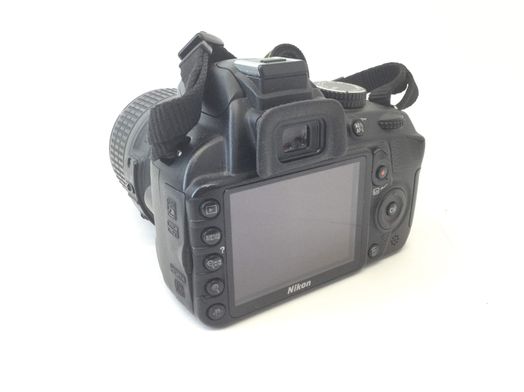 camara digital reflex nikon d3100+af-s dx 18-55mm 1:3.5-5.6g vr