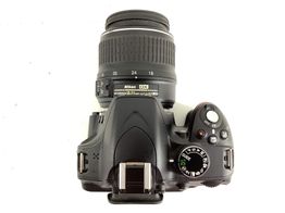camara digital reflex nikon d3200+af-s dx 18-55mm 1:3.5-5.6g vr