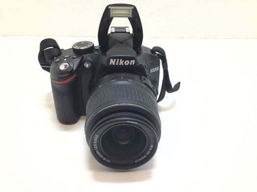 camara digital reflex nikon d3200+af-s dx 18-55mm 1:3.5-5.6g vr