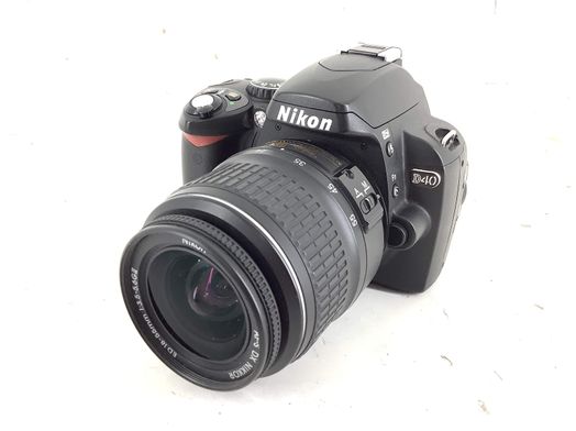 camara digital reflex nikon d40+af-s dx ed 18-55mm 1:3.5-5.6g ii