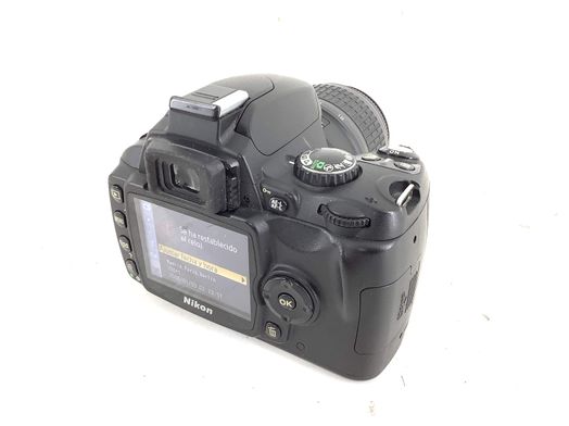 camara digital reflex nikon d40+af-s dx ed 18-55mm 1:3.5-5.6g ii