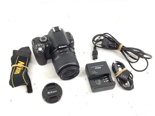 camara digital reflex nikon d40+af-s dx ed 18-55mm 1:3.5-5.6g ii