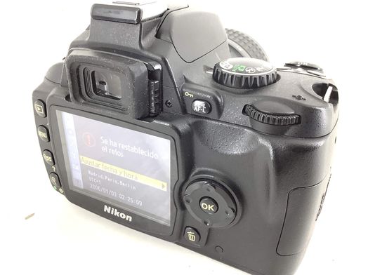 camara digital reflex nikon d40+af-s dx ed 18-55mm 1:3.5-5.6g ii
