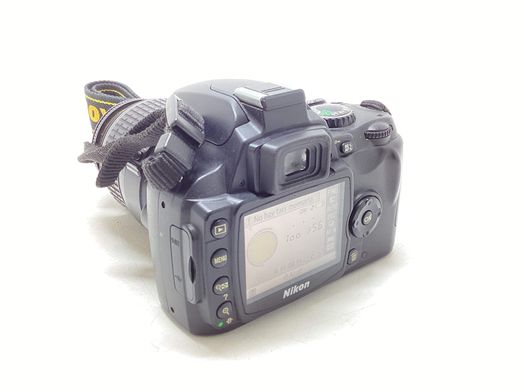 camara digital reflex nikon d40+af-s dx ed 18-55mm 1:3.5-5.6g ii