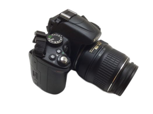 camara digital reflex nikon d5000+af-s dx 18-55mm 1:3.5-5.6g vr