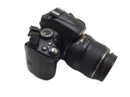 camara digital reflex nikon d5000+af-s dx 18-55mm 1:3.5-5.6g vr