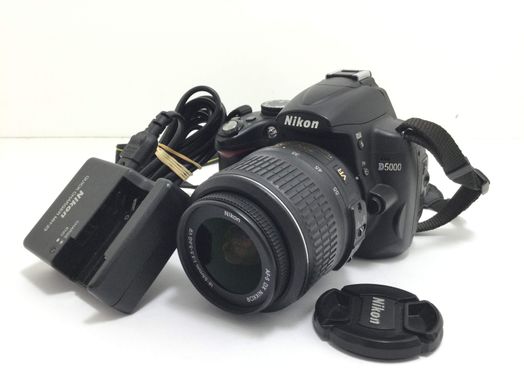 camara digital reflex nikon d5000+af-s dx 18-55mm 1:3.5-5.6g vr